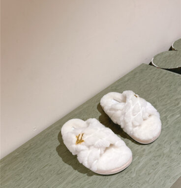 louis vuitton LV new wool slippers replica shoes