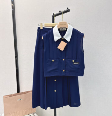 miumiu sleeveless vest shirt + pleated skirt set replicas clothes