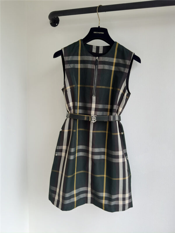 Burberry Ink Green Check Sleeveless Vest Skirt
