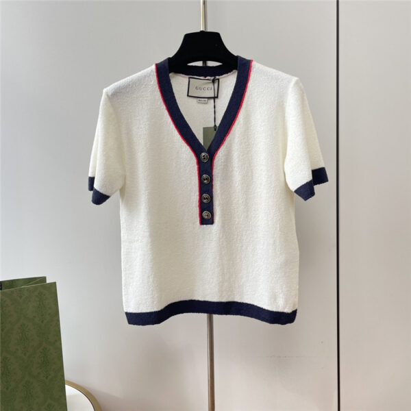 gucci v neck short sleeve sweater replica d&g clothing