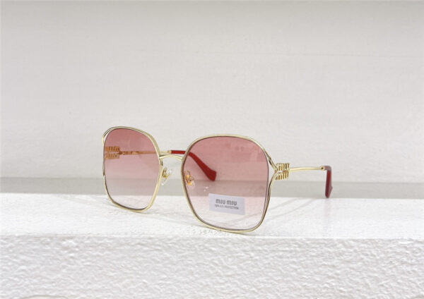 miumiu square sunglasses frame