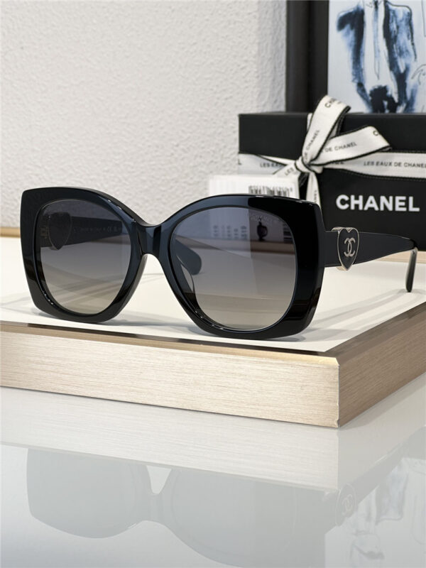 Chanel stylish heart sunglasses