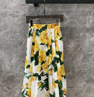 Dolce & Gabbana d&g yellow rose skirt replica clothing