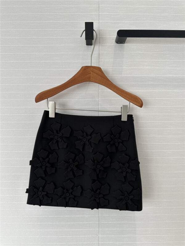 Versace three-dimensional pile short skirt replica clothing sites
