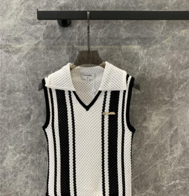 Chanel V-neck hollow knit vest replica clothes