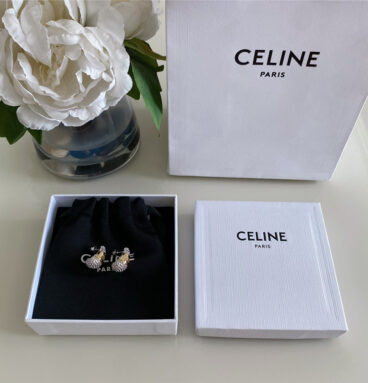 celine contrast color small cashew earrings