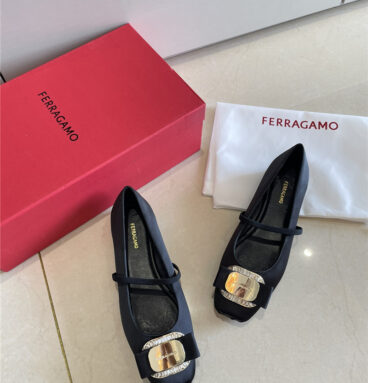 Salvatore Ferragamo ballet flats margiela replica shoes