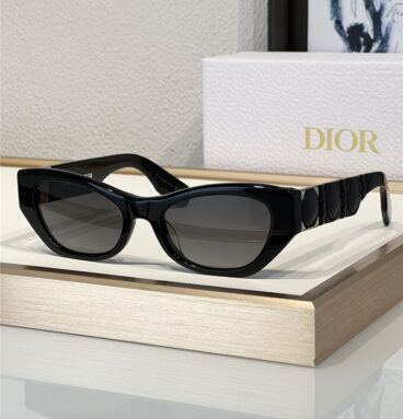 Dior new cat-eye sunglasses