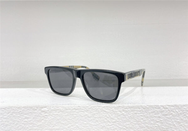 Burberry stylish versatile sunglasses