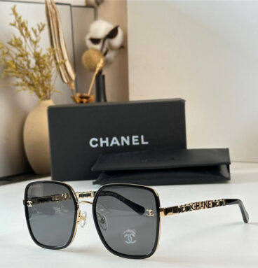 Chanel popular sunglasses