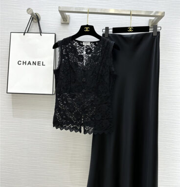 Chanel hot sale lace vest replica d&g clothing