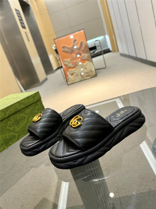 gucci pleated bread slippers best replica shoes website