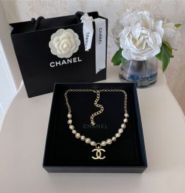 Chanel pearl double c necklace